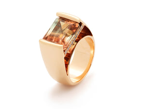 18 krt red gold ring set with 22 brilliant diamonds and 1 baguette multi colour tourmaline