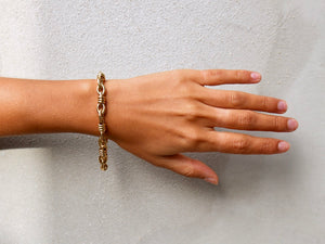18 krt yellow gold fantasy link bracelet