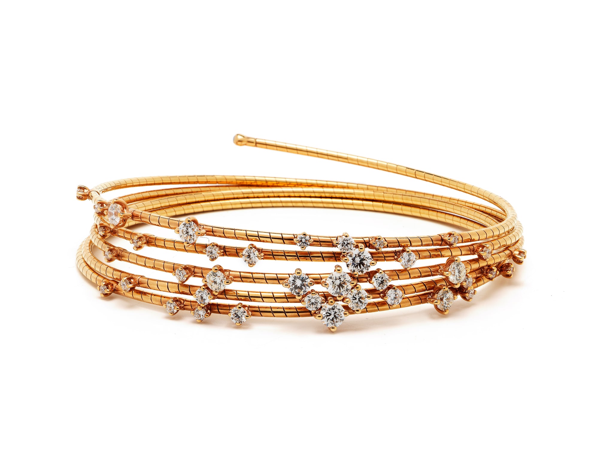 18 krt red gold spiral bracelet set with 39 brilliant diamonds